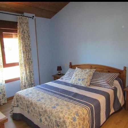 Valdepielagos Casa Rural San Isidro מראה חיצוני תמונה