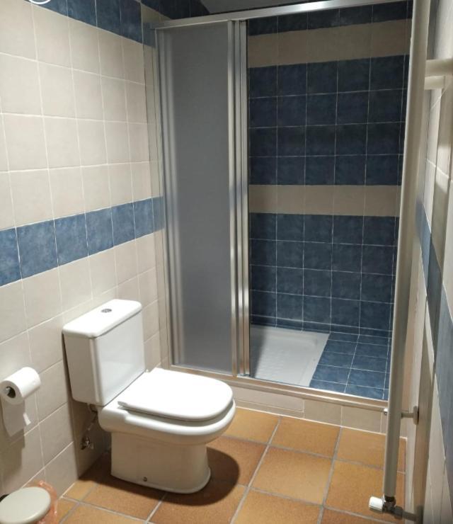 Valdepielagos Casa Rural San Isidro מראה חיצוני תמונה
