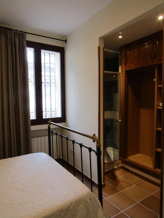 Valdepielagos Casa Rural San Isidro מראה חיצוני תמונה