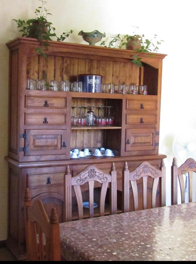 Valdepielagos Casa Rural San Isidro מראה חיצוני תמונה